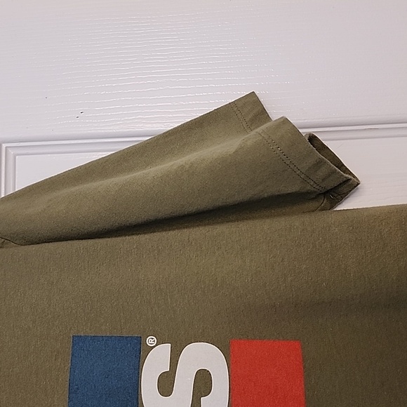 LEVIS MEN'S T SHIRT - Picture 4 of 8